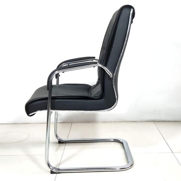 Executive Leather visitor seat - Image 2