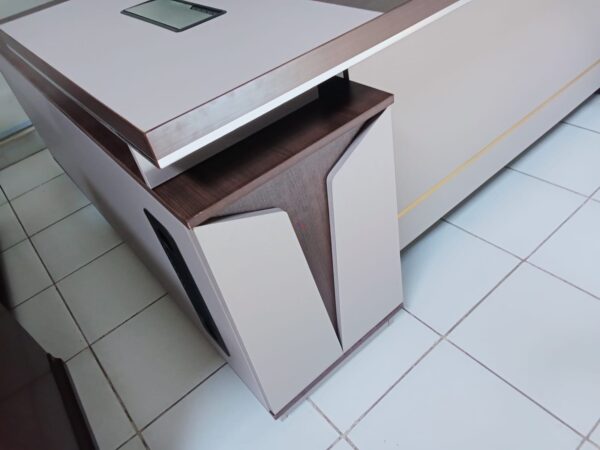 1.8m Modern Home Office Desk - Image 3