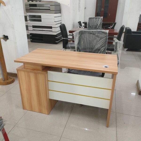 1400mm Executive Desk