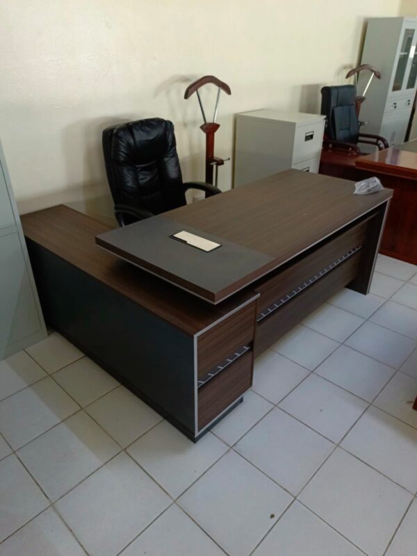 1600MM Executive Desk