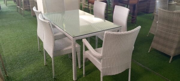 6-Seater Outdoor Dining Set