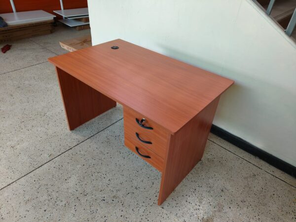 900MM Study Desk - Image 2
