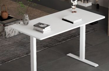 Adjustable Electric Table