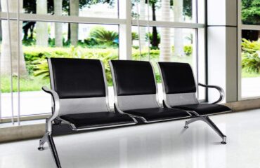 3 -Link Waiting Bench
