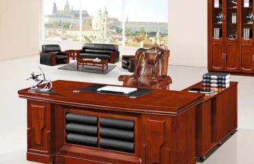 1.6m executive office desk.