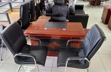 1.4M executive desk