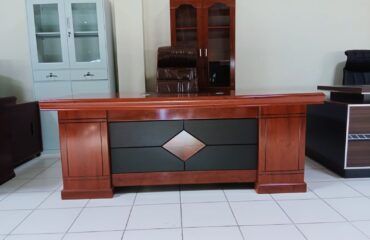 1400MM Executive Desk