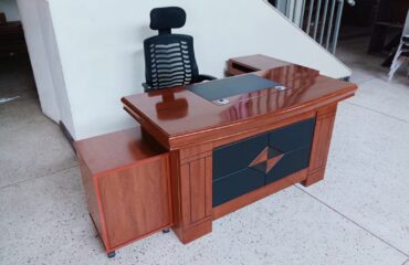 1400MM Executive Desk