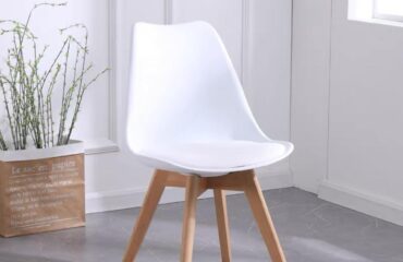 Padded Eames Chair