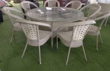 8-Seater Round Dining Set