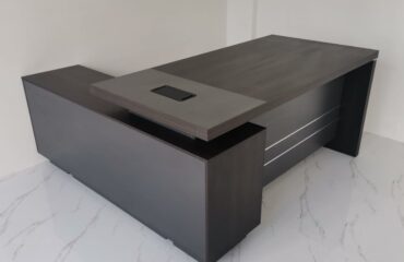1.8m Executive Desk