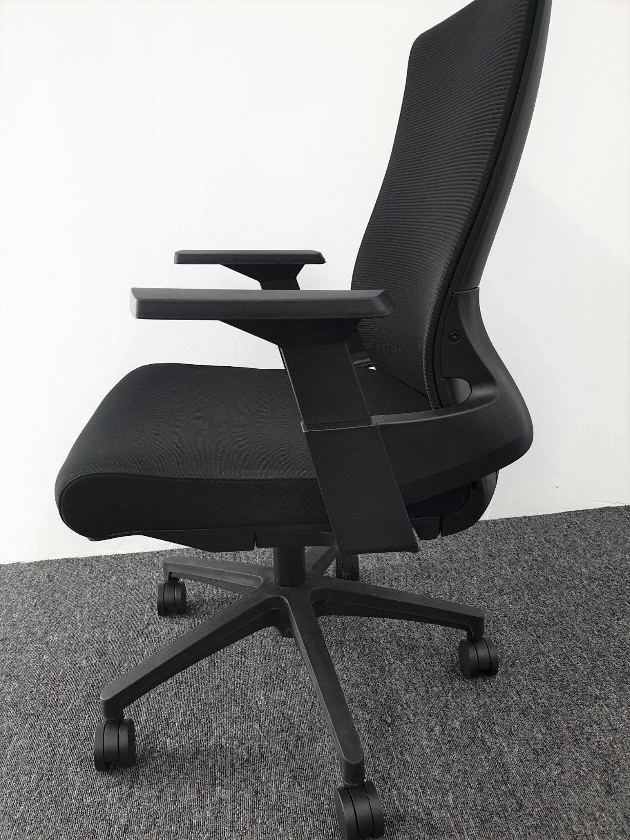 Ergonomic office seat - Image 3