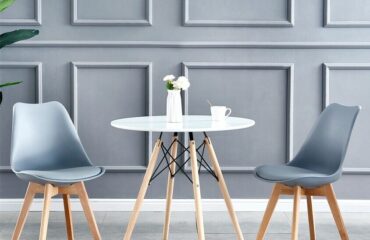 Round Dining Table