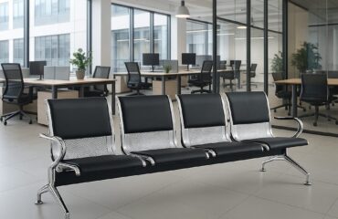 4-Link Padded Waiting Bench