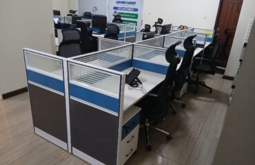 8-Way Modular Workstation