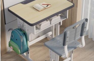 Modern Kid's Study Desk